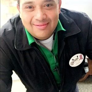 Meet your Posher, Rigoberto